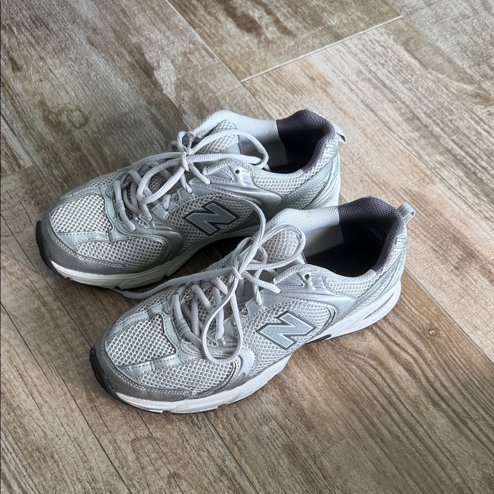 New Balance 530 Gray Running Shoes